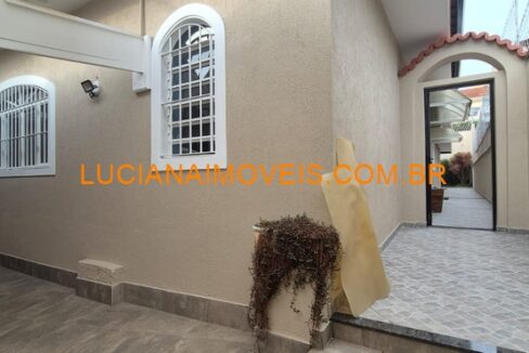 cur13121 (1)